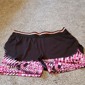 Nike mta sport athletic Women's shorts size XL